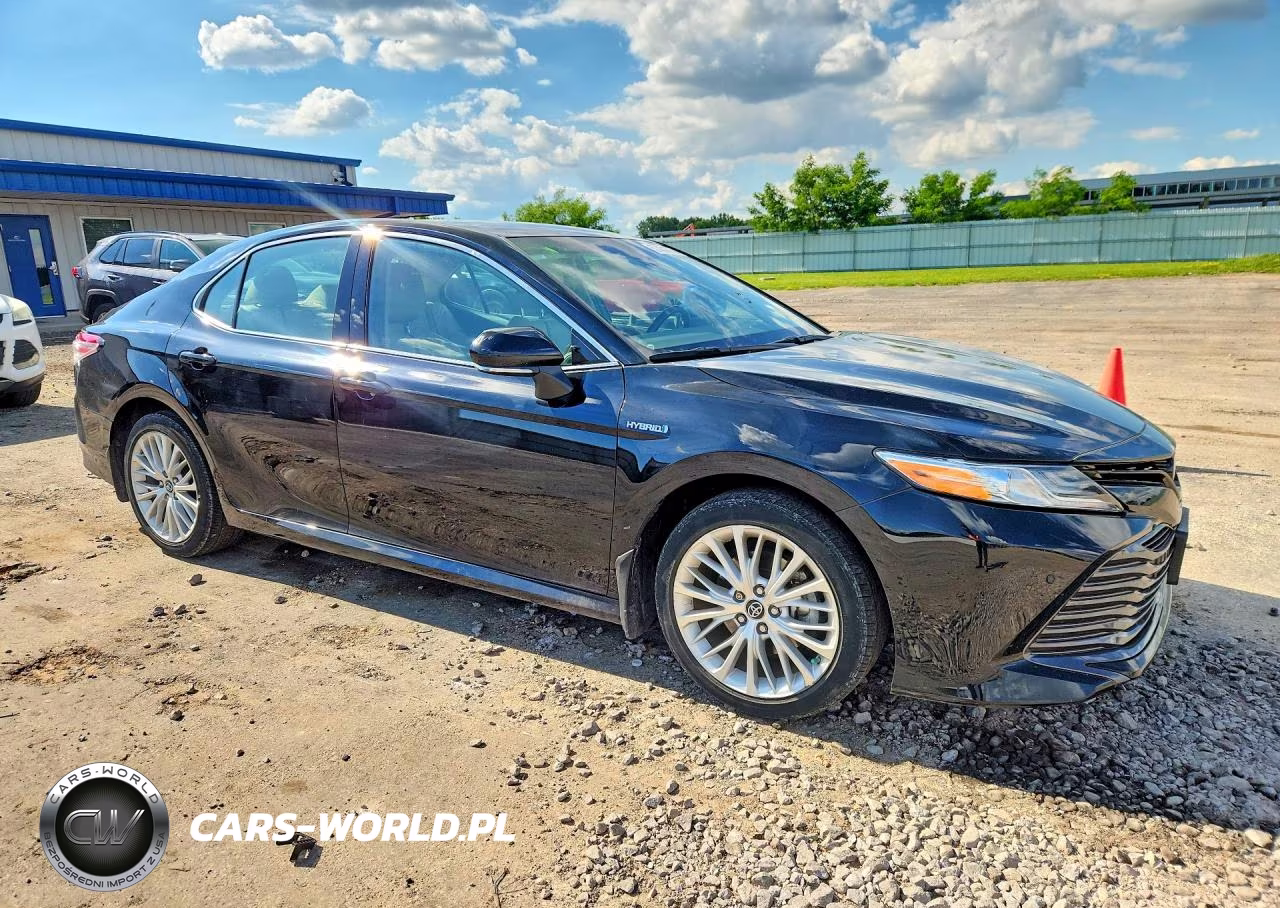 2018 Toyota Camry Hybrid Xle VIN:4T1B21HK5JU009619 - 4