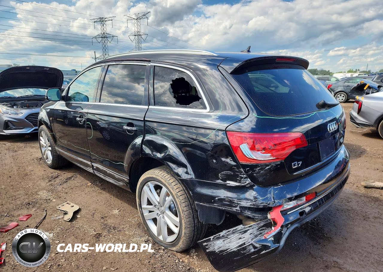 2015 Audi Q7 Premium Plus VIN:WA1LGAFE8FD031056 - 2