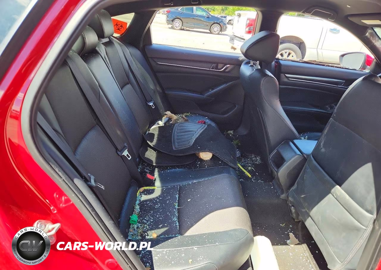 2018 Honda Accord Sport VIN:1HGCV1F33JA109247 - 10