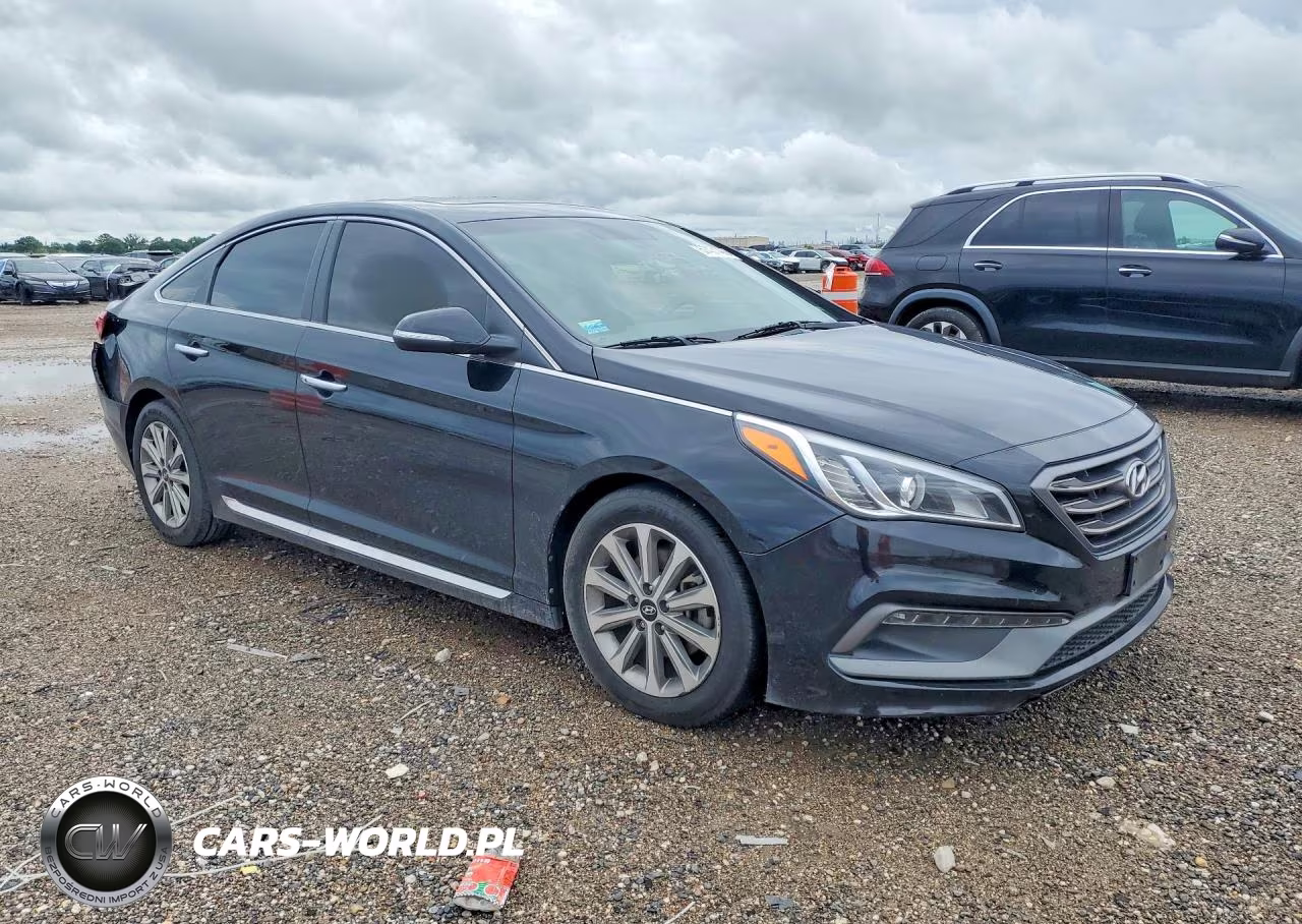 2017 Hyundai Sonata Limited VIN:5NPE34AF8HH590745 - 4