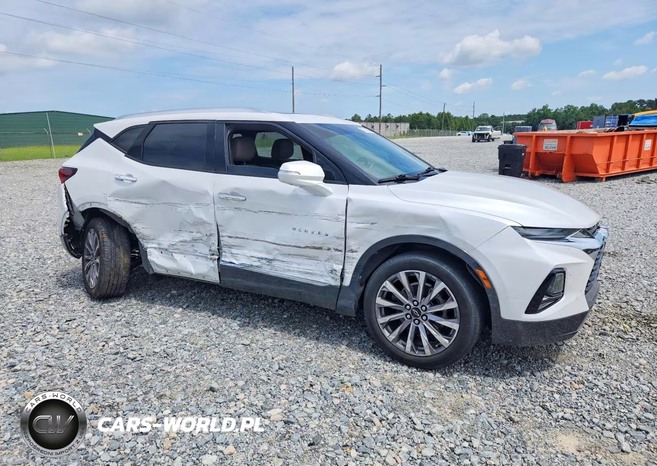 2022 Chevrolet Blazer Premier VIN:3GNKBFRS3NS130694 - 4