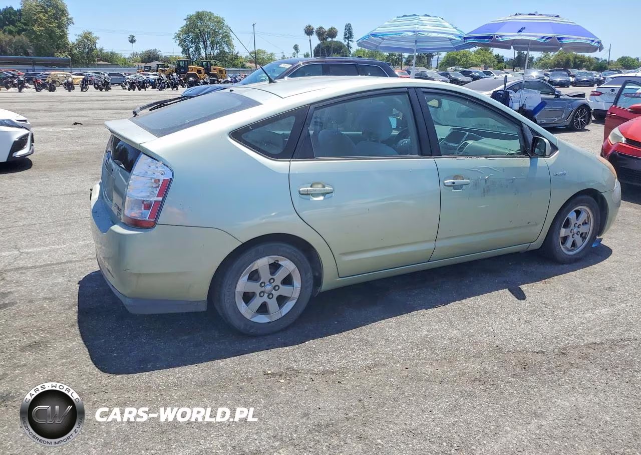 2006 Toyota Prius Base VIN:JTDKB20U063146861 - 3