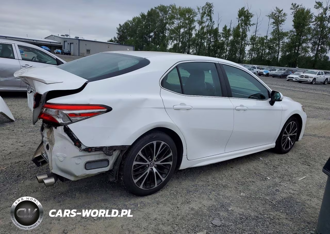 2018 Toyota Camry Se VIN:4T1B11HK0JU598291 - 3