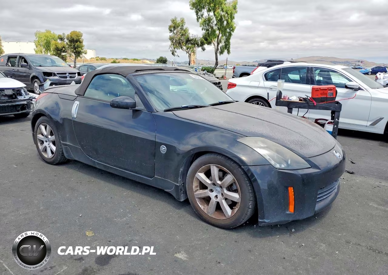 2005 Nissan 350Z Roadster VIN:JN1AZ36A85M759753 - 4