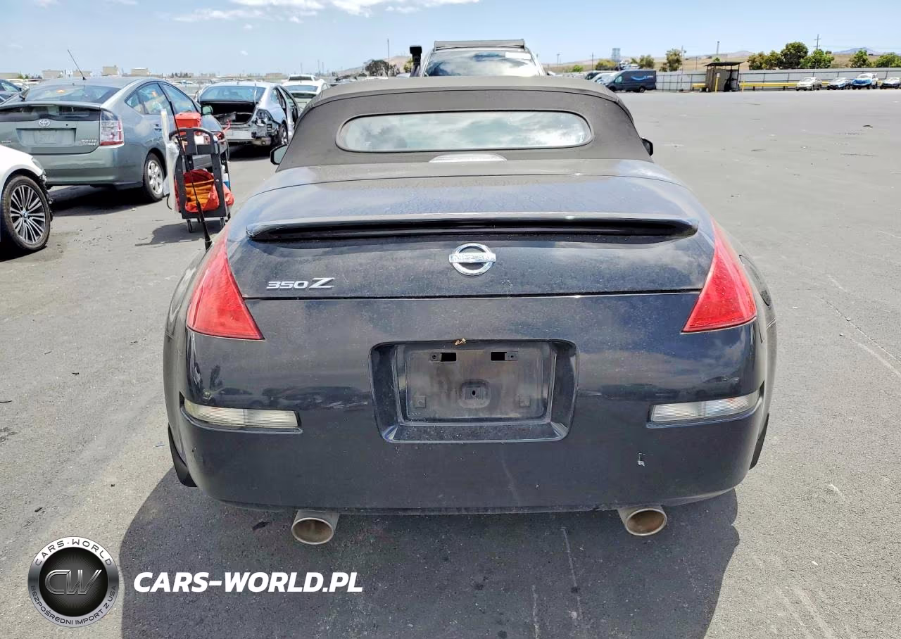 2005 Nissan 350Z Roadster VIN:JN1AZ36A85M759753 - 6