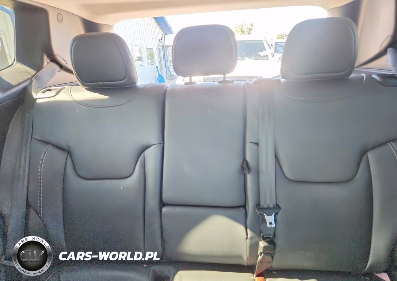 2015 Jeep Renegade Limited VIN:ZACCJBDTXFPC41934 - 10