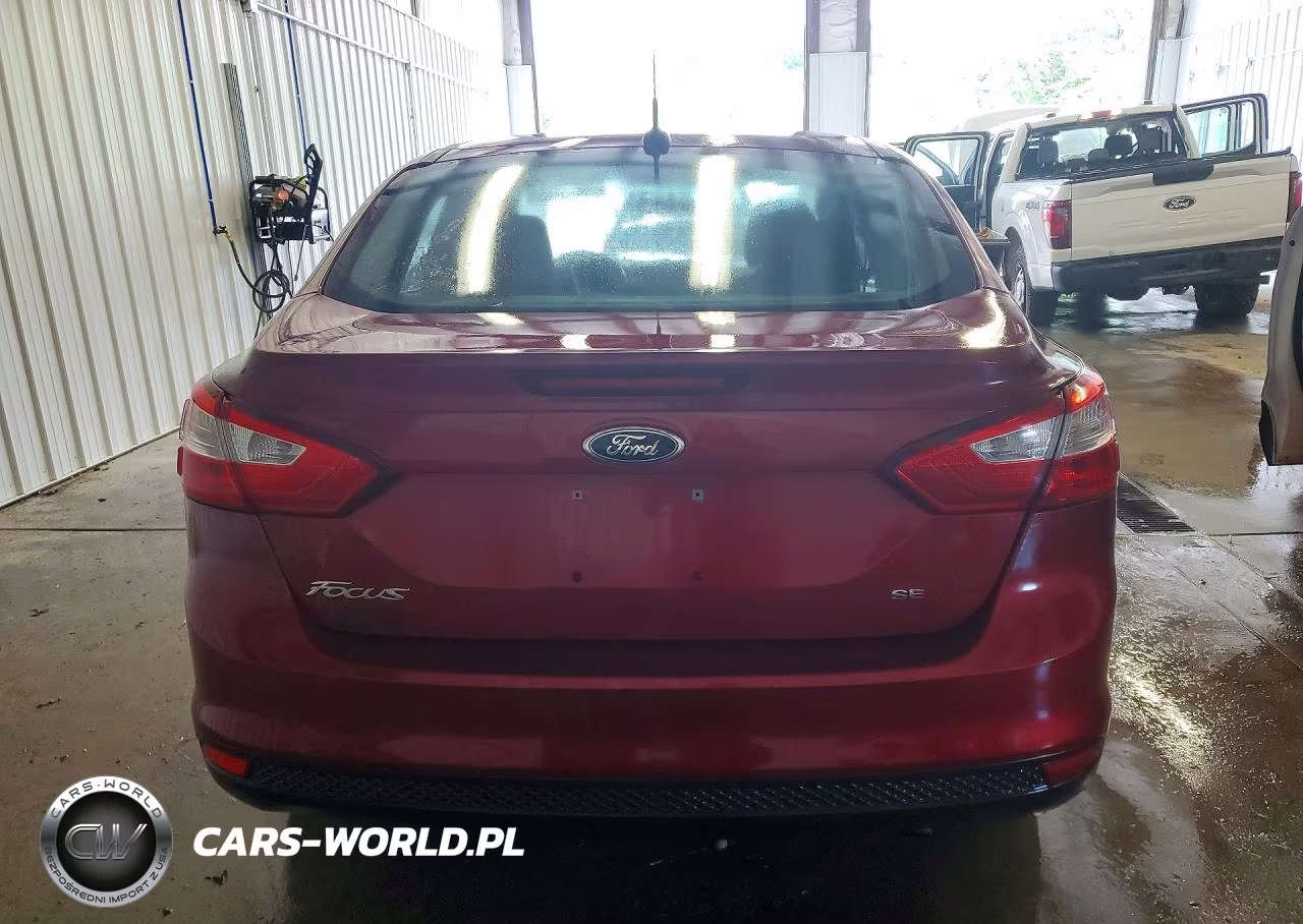 2014 Ford Focus Se VIN:1FADP3F22EL377951 - 6
