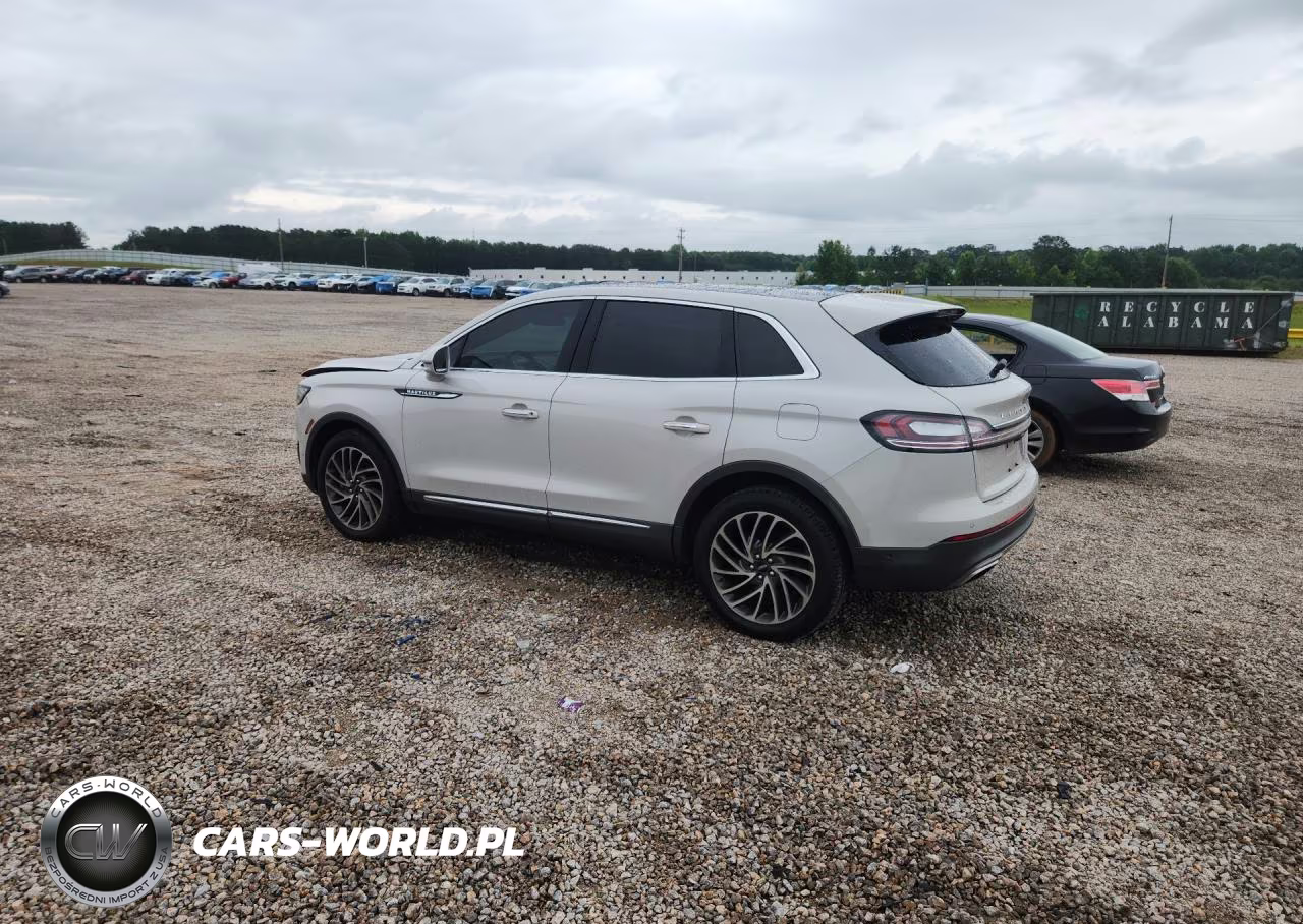 2020 Lincoln Nautilus Reserve VIN:2LMPJ6K9XLBL31648 - 2
