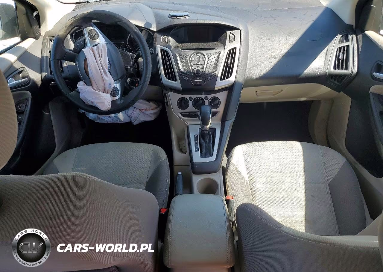 2014 Ford Focus Se VIN:1FADP3K25EL115962 - 8