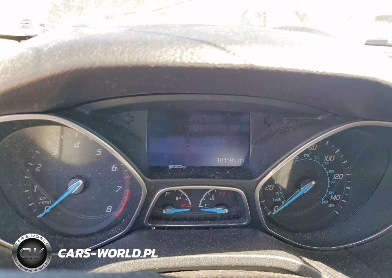 2014 Ford Focus Se VIN:1FADP3K25EL115962 - 9