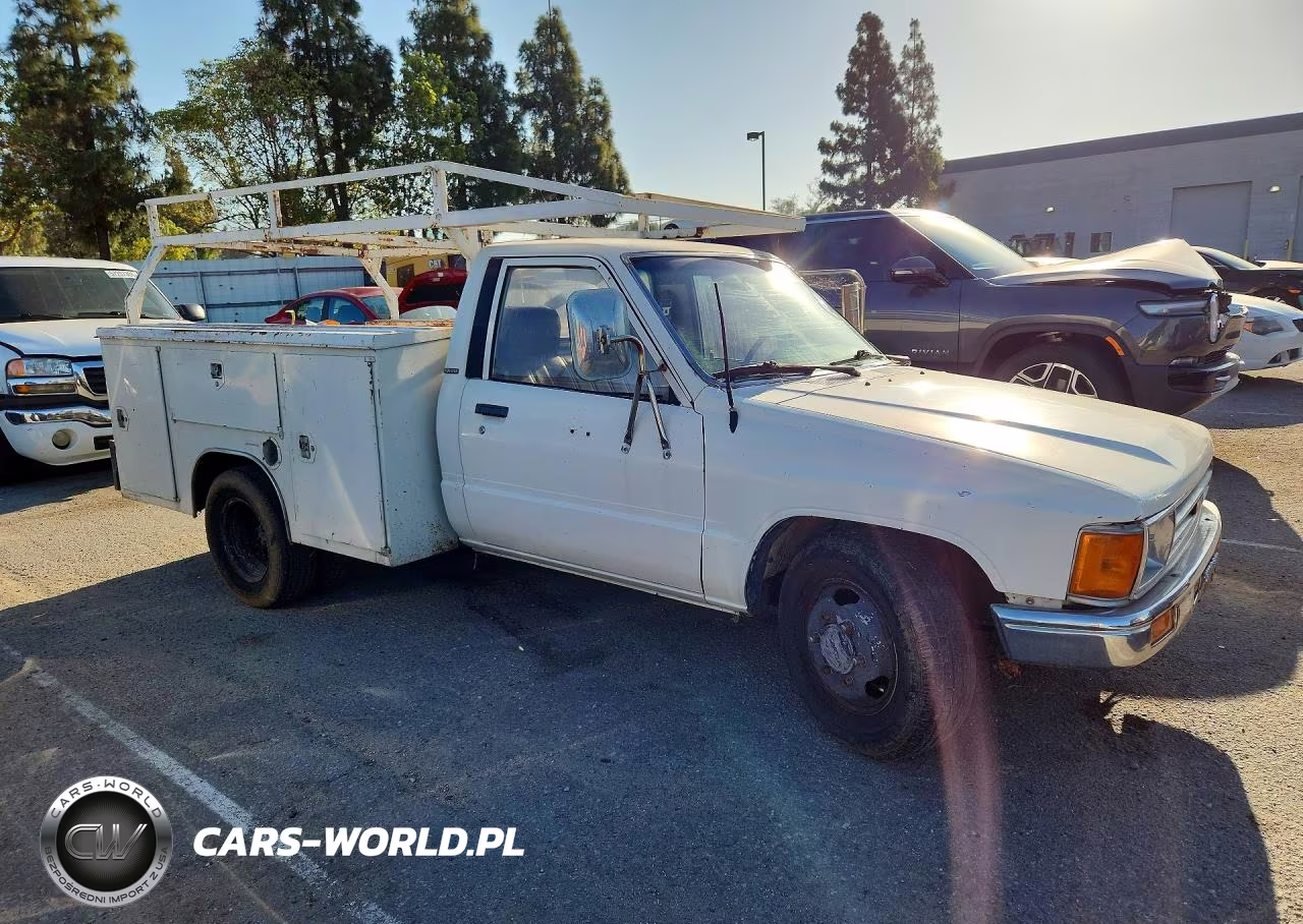 1987 Toyota Pickup Cab Chassis Rn55 VIN:JT5RN55T2H7008737 - 4