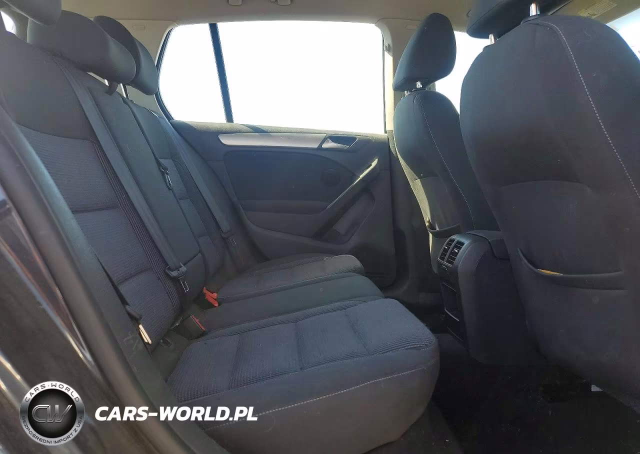 2014 Volkswagen Golf VIN:WVWDB7AJ0EW005859 - 10