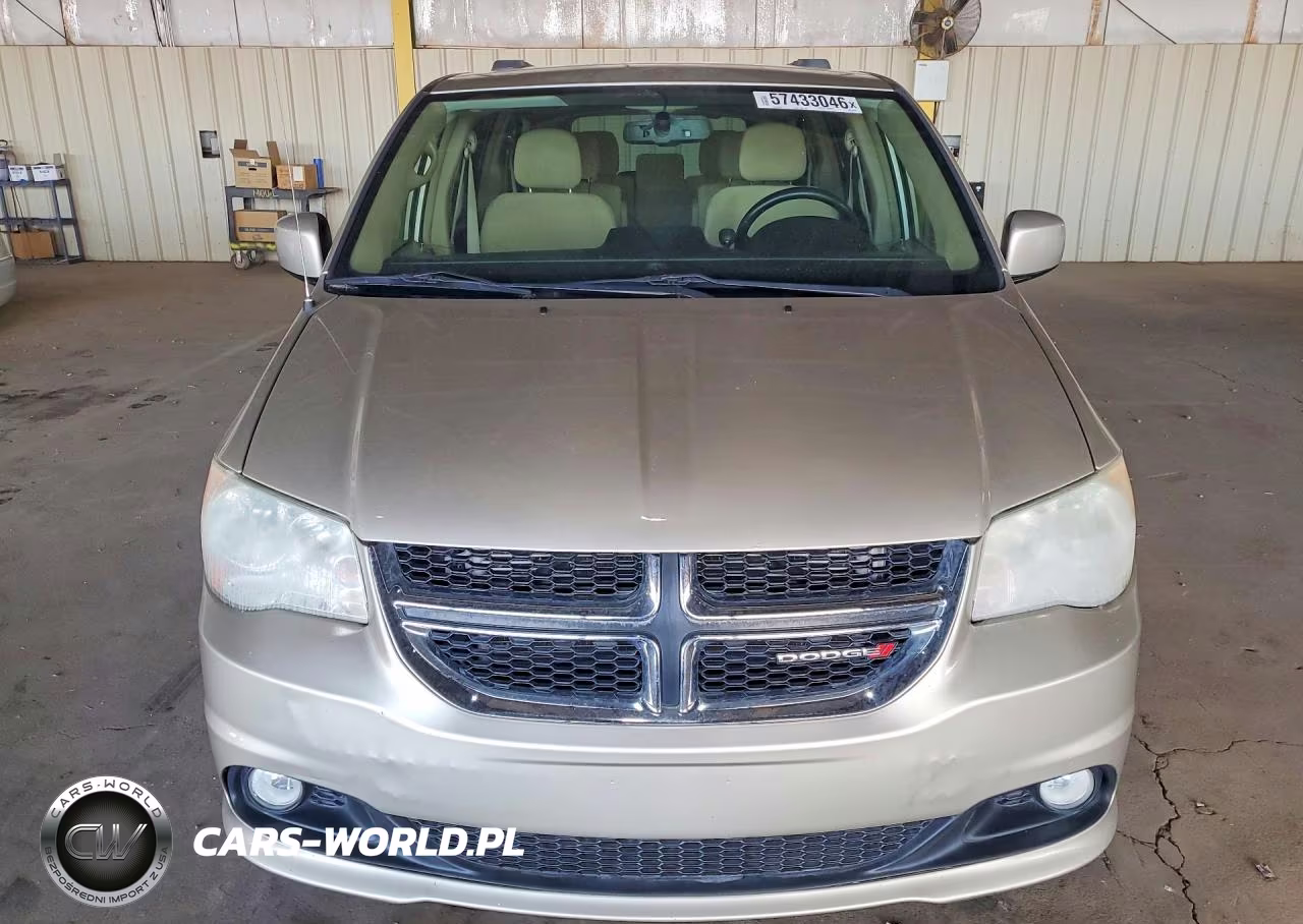 2013 Dodge Grand Caravan Crew VIN:2C4RDGDG2DR693225 - 5