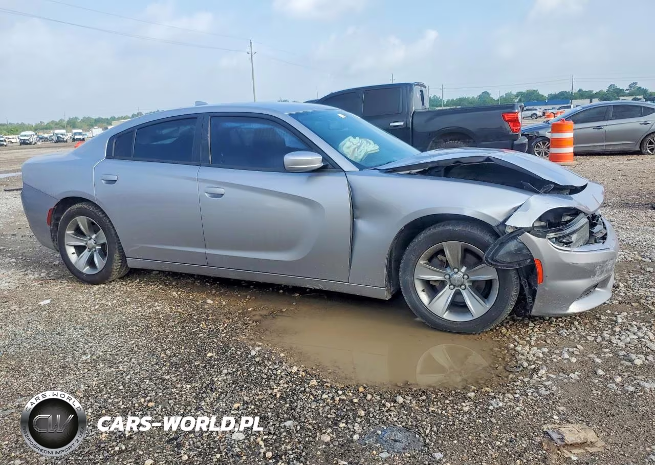2018 Dodge Charger Sxt Plus VIN:2C3CDXHG3JH125829 - 4
