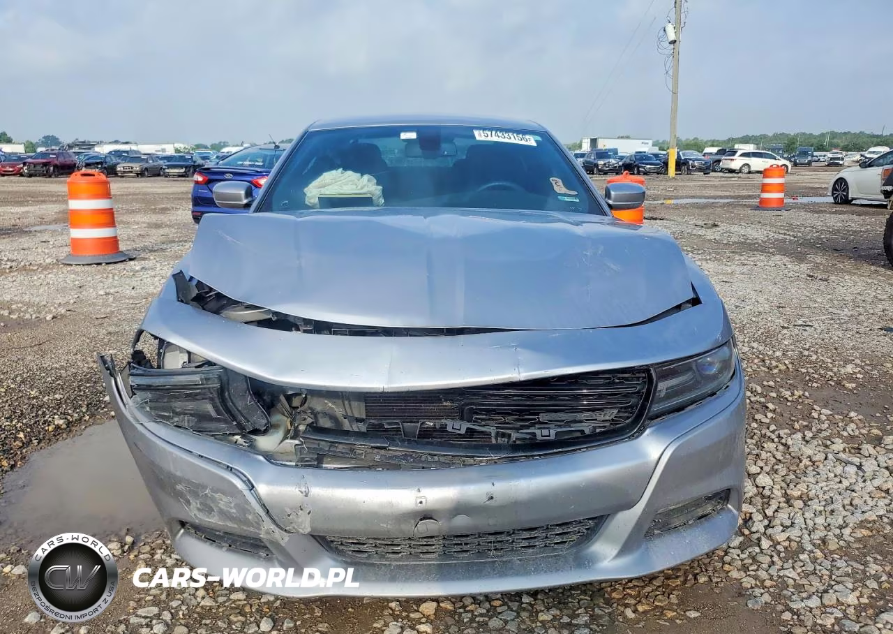 2018 Dodge Charger Sxt Plus VIN:2C3CDXHG3JH125829 - 5