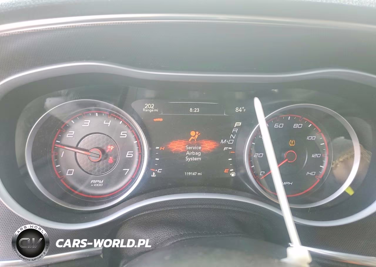 2018 Dodge Charger Sxt Plus VIN:2C3CDXHG3JH125829 - 9