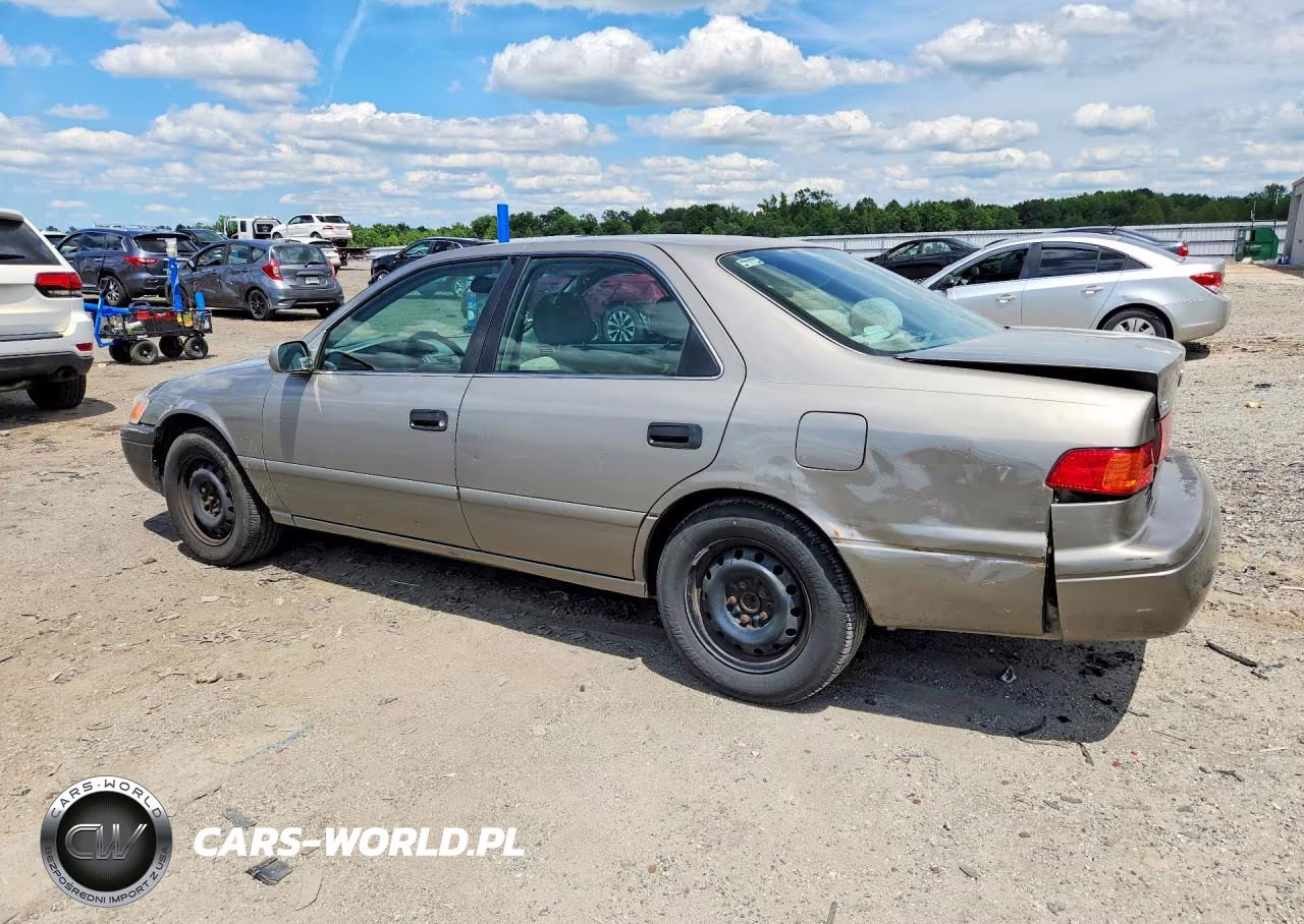 2001 Toyota Camry Ce VIN:4T1BG22K11U114724 - 2