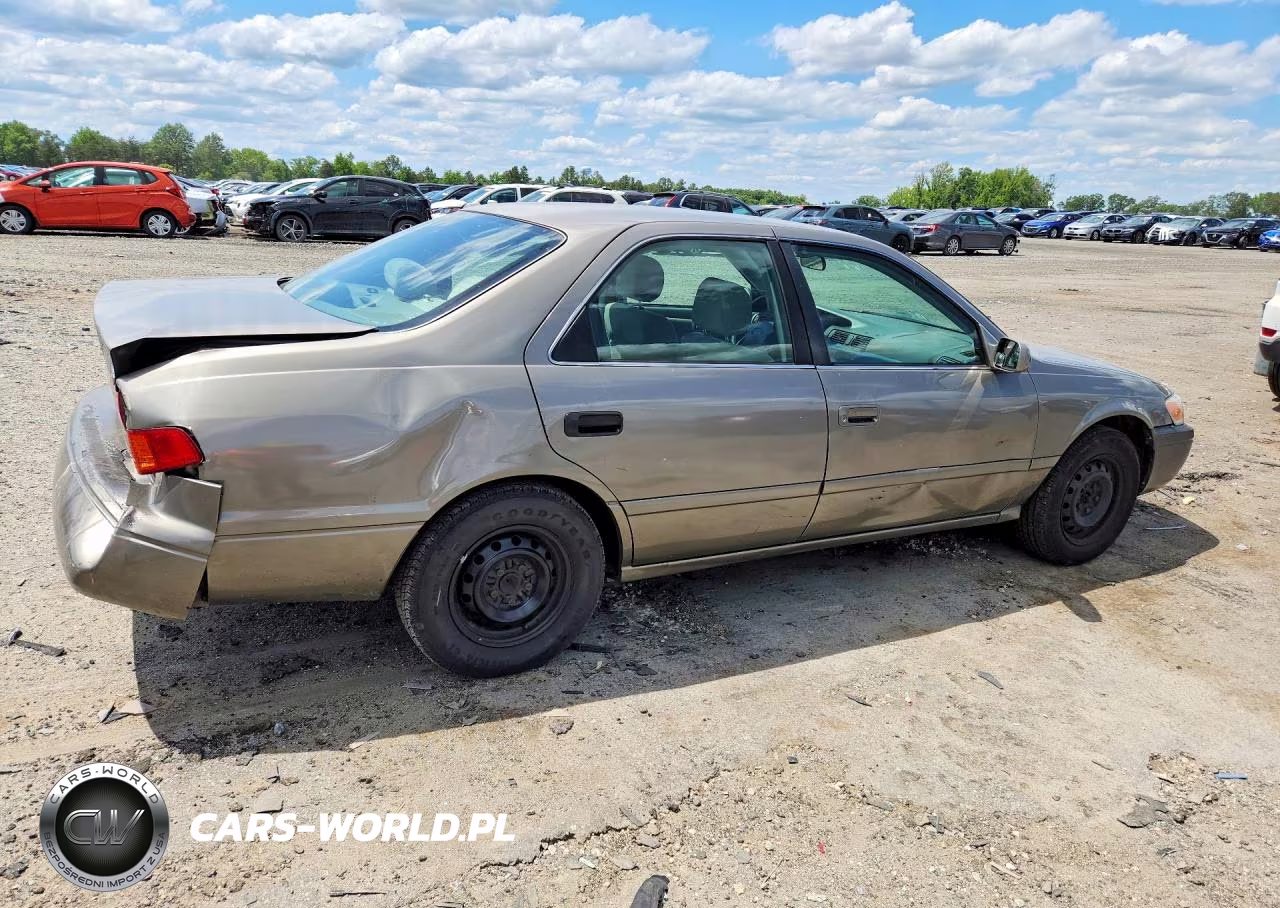 2001 Toyota Camry Ce VIN:4T1BG22K11U114724 - 3