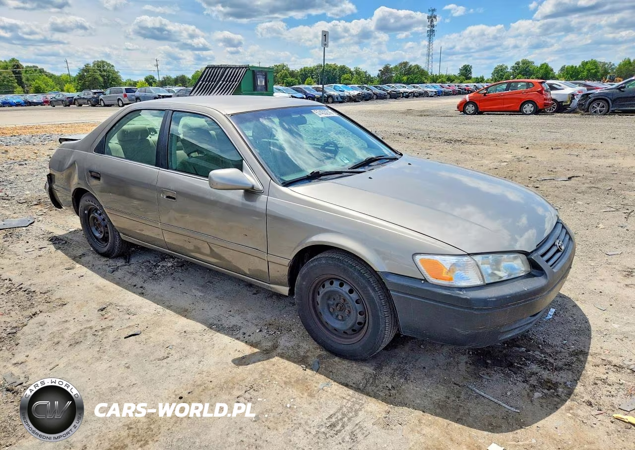 2001 Toyota Camry Ce VIN:4T1BG22K11U114724 - 4
