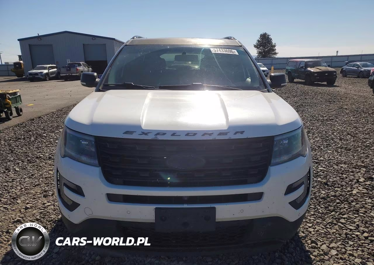2016 Ford Explorer Sport VIN:1FM5K8GT0GGB42814 - 5