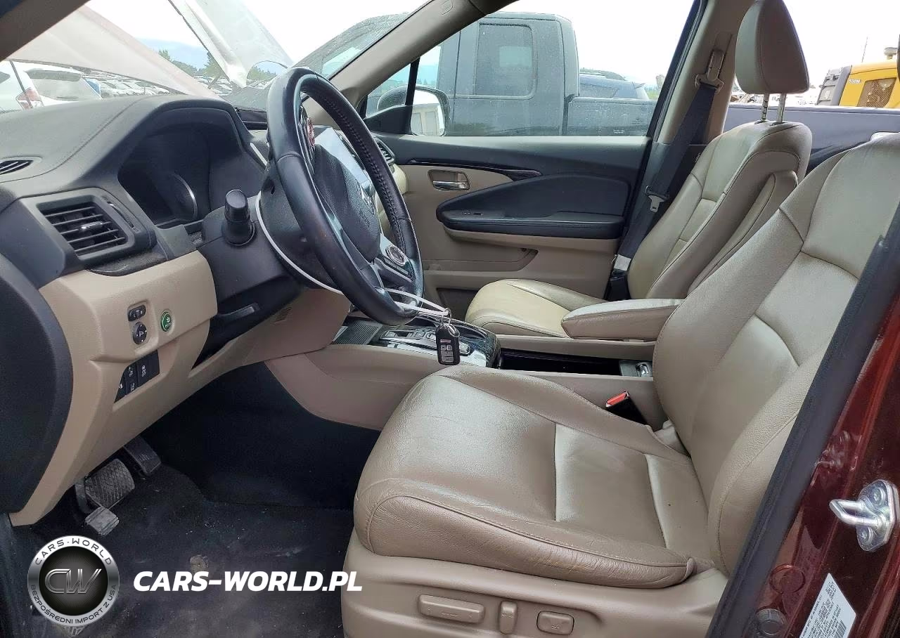 2021 Honda Pilot Touring VIN:5FNYF6H60MB062129 - 7