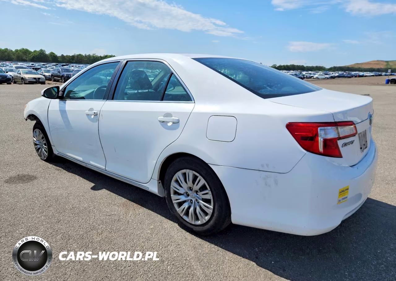 2013 Toyota Camry Le VIN:4T1BF1FKXCU193918 - 2