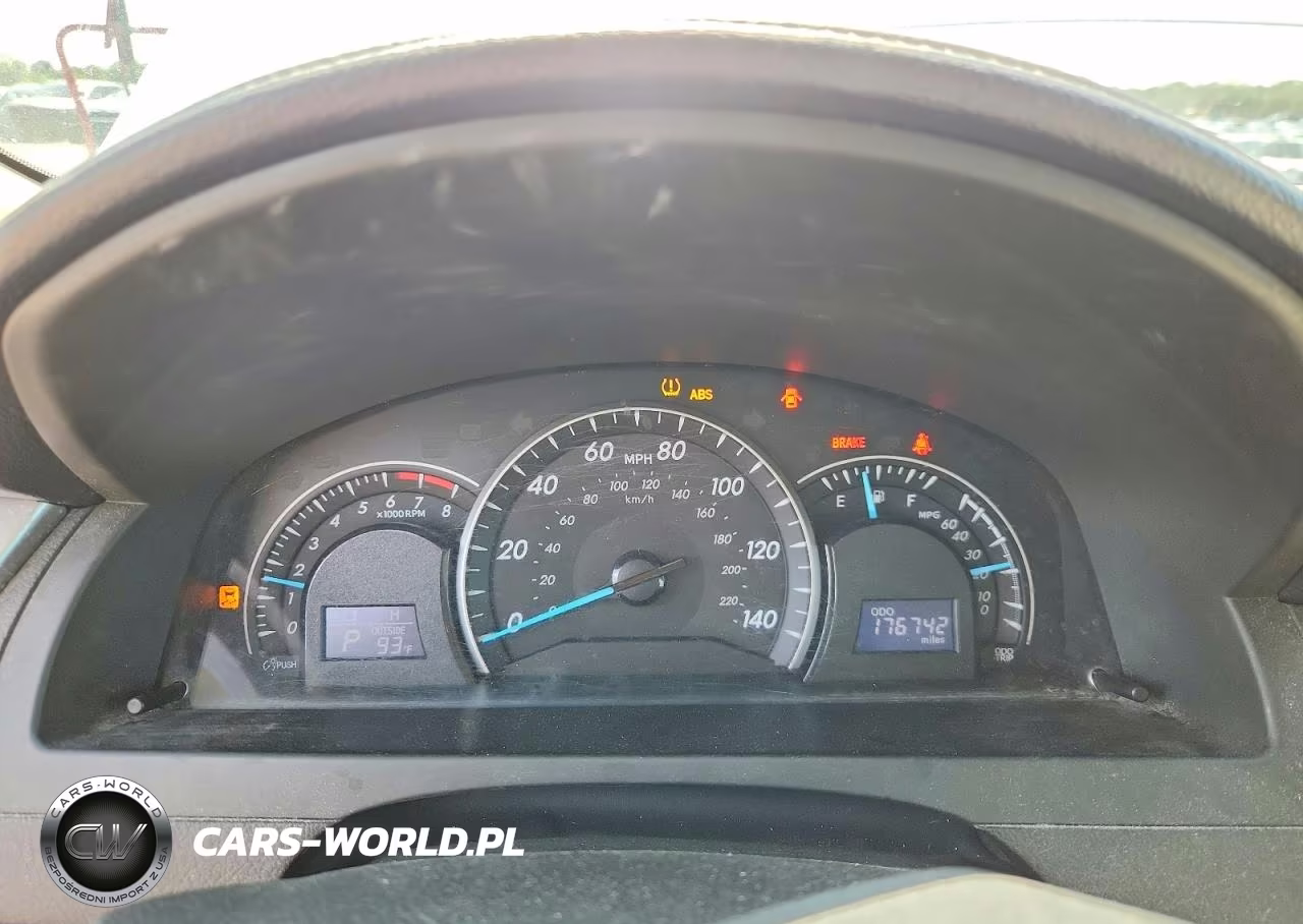 2013 Toyota Camry Le VIN:4T1BF1FKXCU193918 - 9