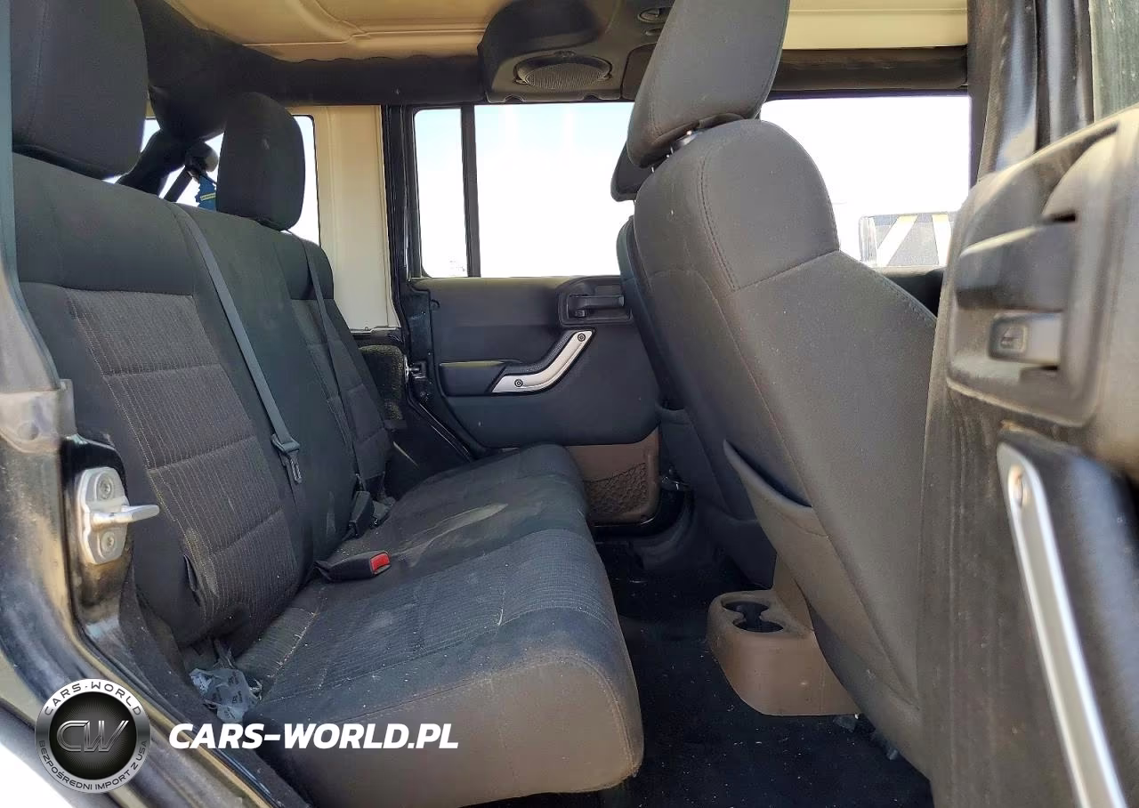 2012 Jeep Wrangler Unlimited Rubicon VIN:1C4BJWFGXCL178580 - 10