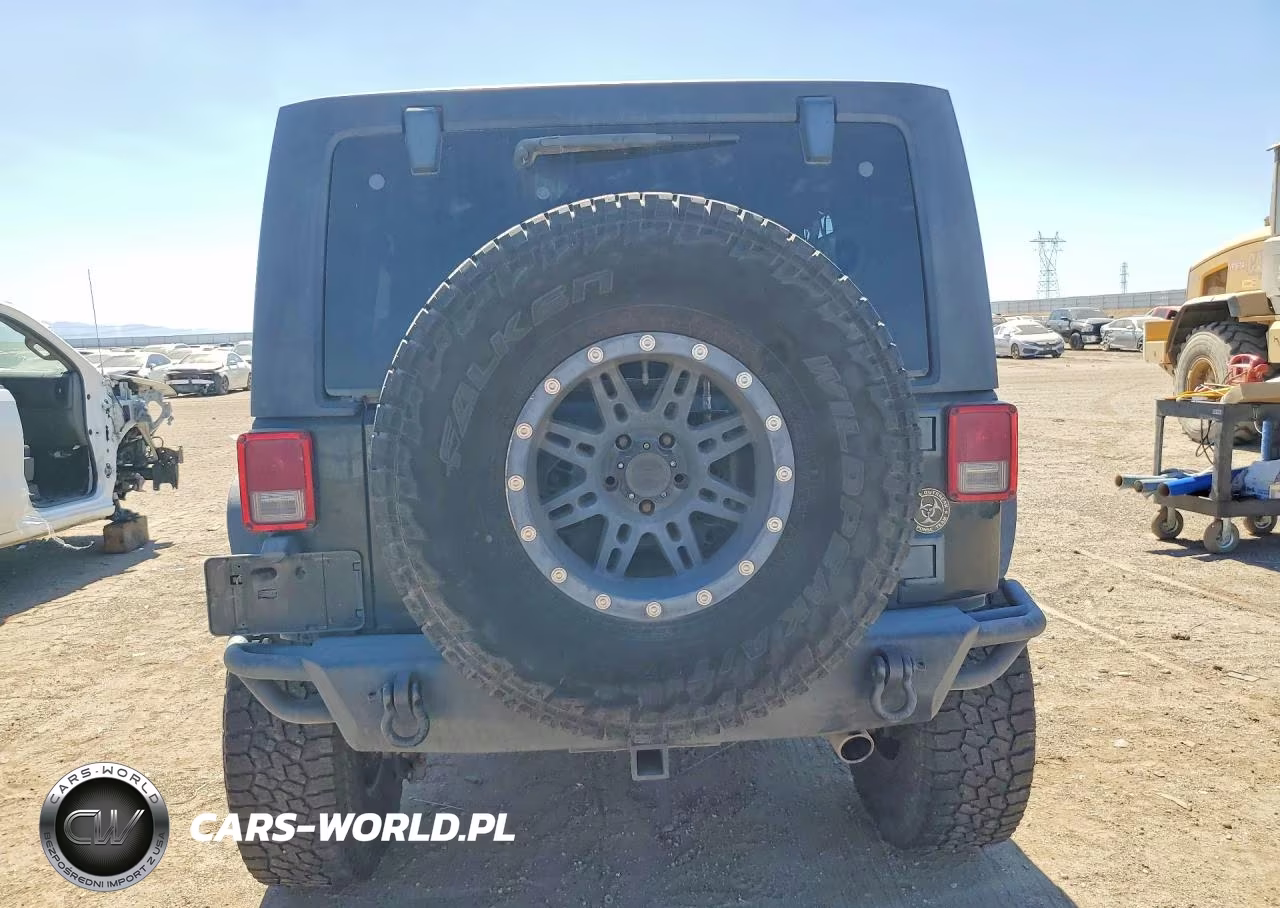 2012 Jeep Wrangler Unlimited Rubicon VIN:1C4BJWFGXCL178580 - 6