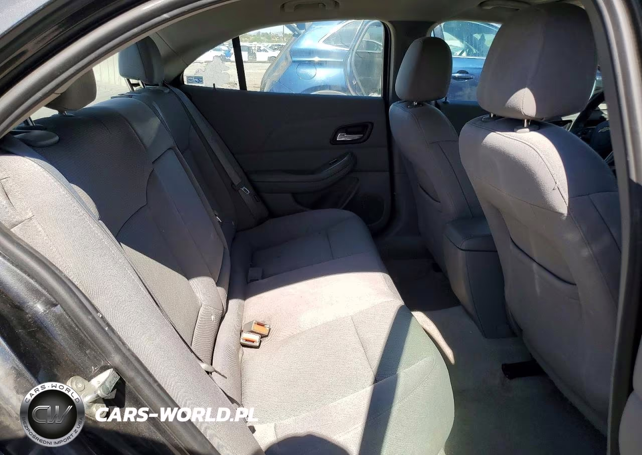 2014 Chevrolet Malibu Ls VIN:1G11B5SLXEF285905 - 10