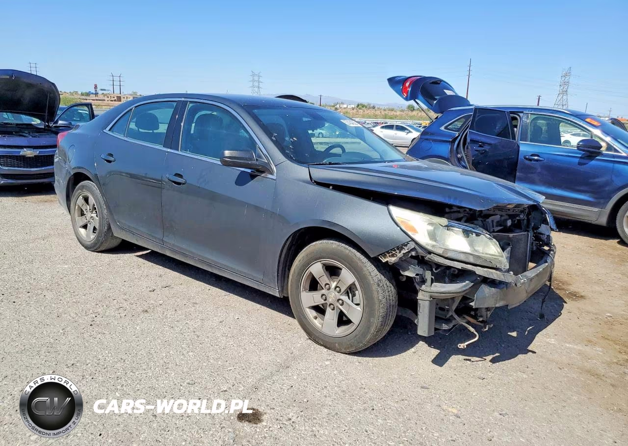 2014 Chevrolet Malibu Ls VIN:1G11B5SLXEF285905 - 4