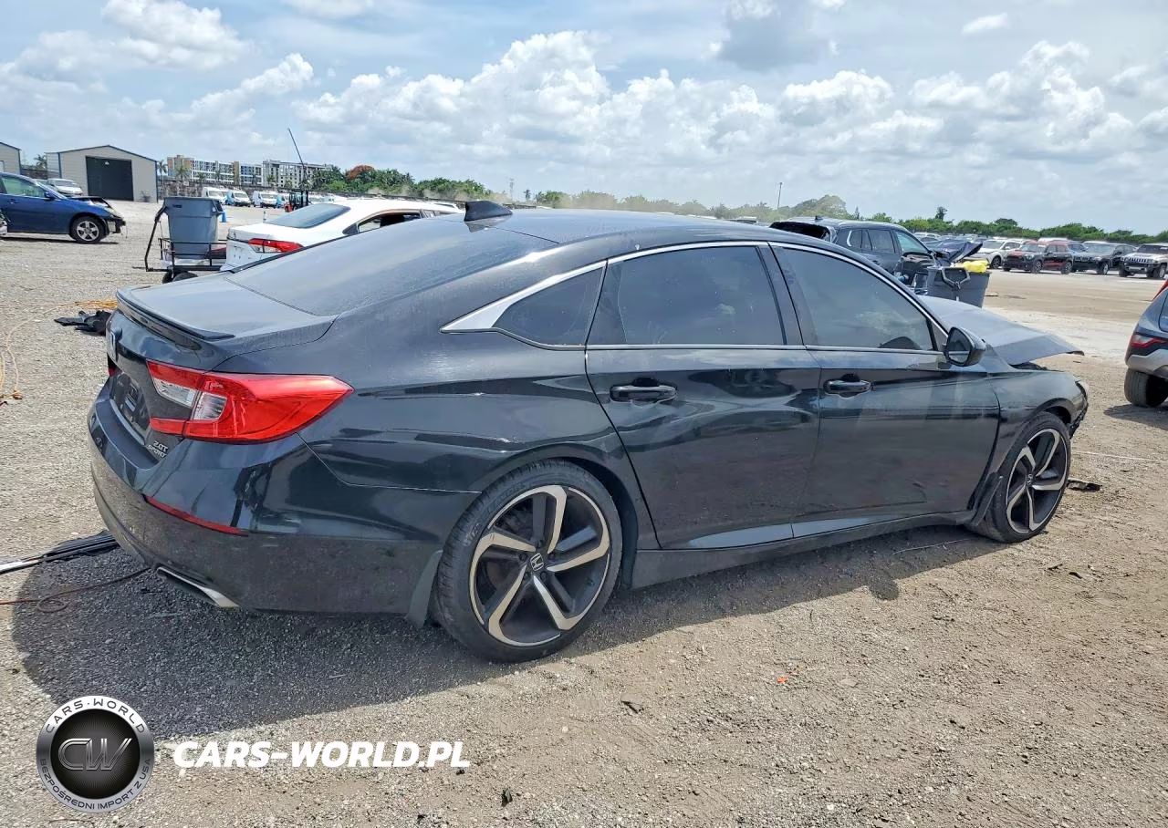 2018 Honda Accord Sport VIN:1HGCV2F37JA047373 - 3