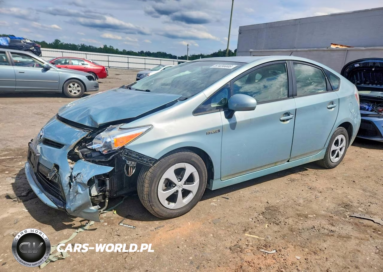 2014 Toyota Prius Three – zdjęcie 1 z 12