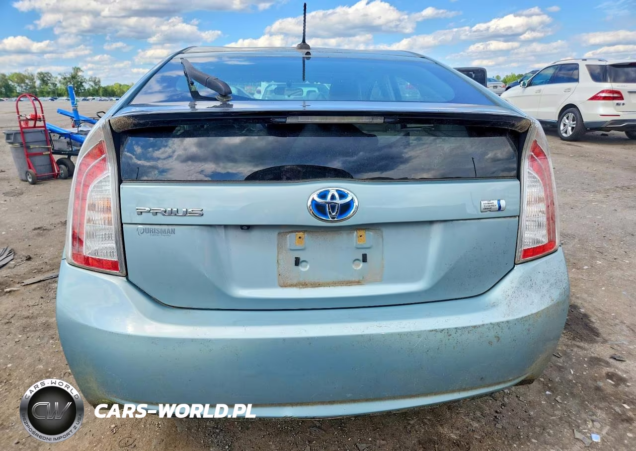 2014 Toyota Prius Three VIN:JTDKN3DU3E1754004 - 6