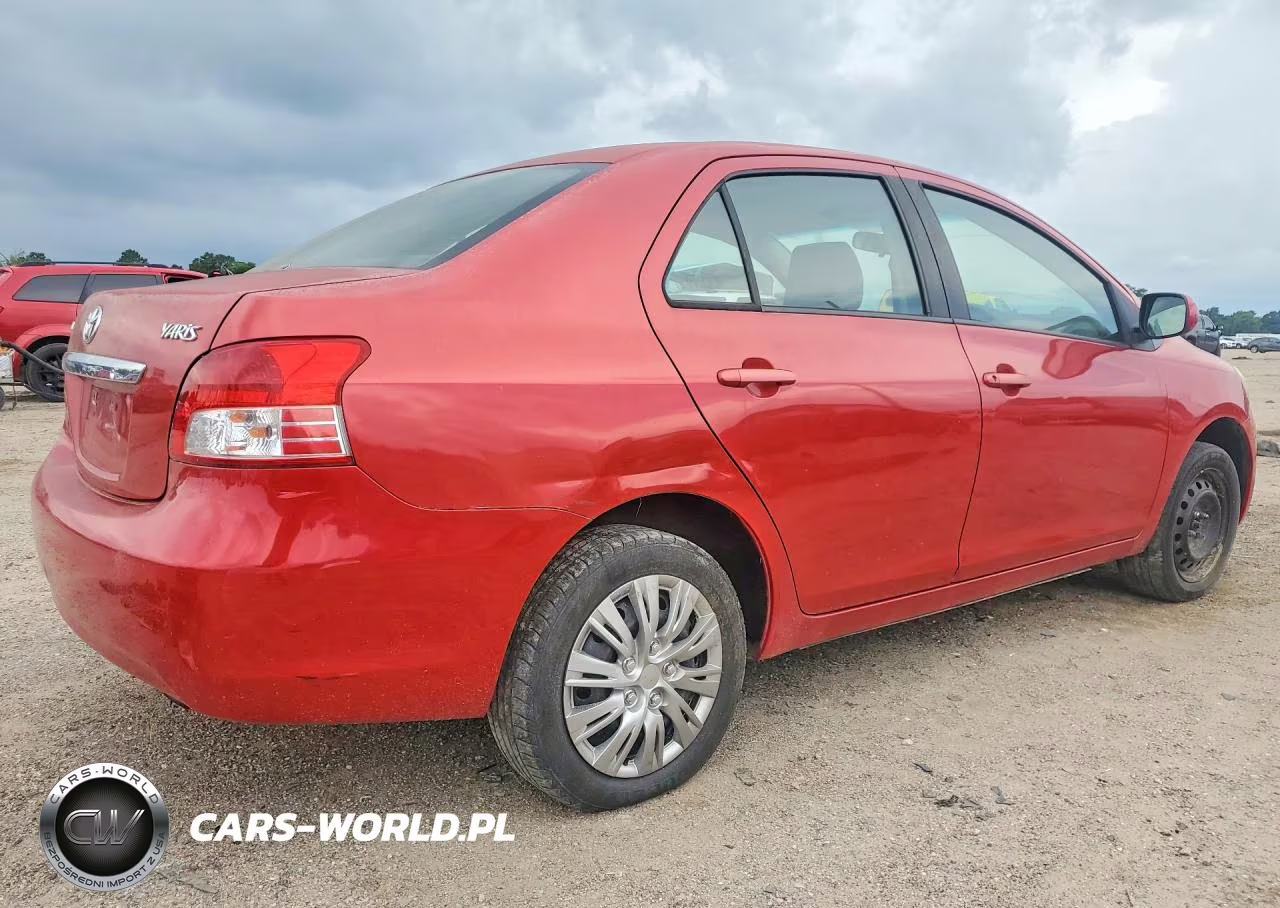 2010 Toyota Yaris Base VIN:JTDBT4K31A1362896 - 3