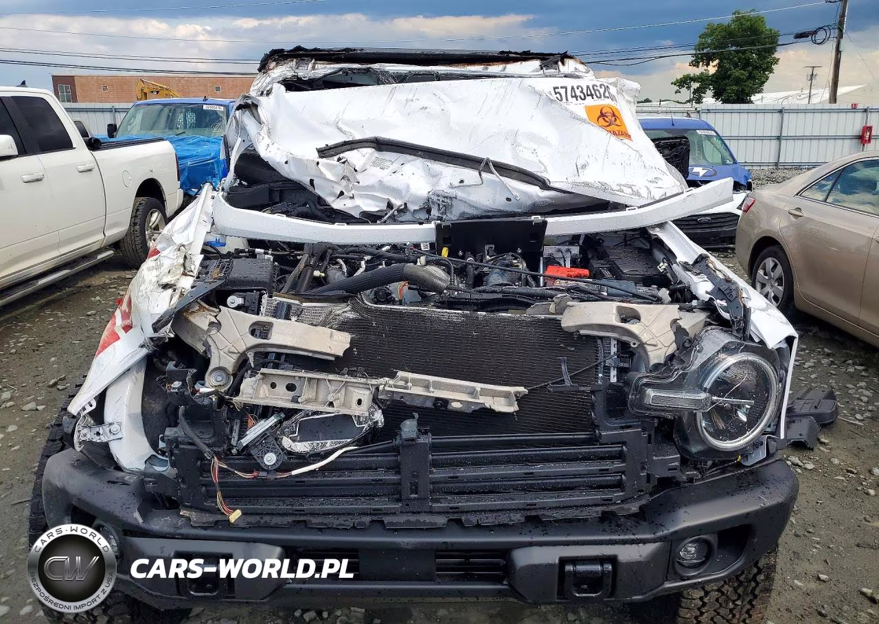 2025 Ford Bronco Big Bend VIN:1FMEE7BH2SLB69694 - 5