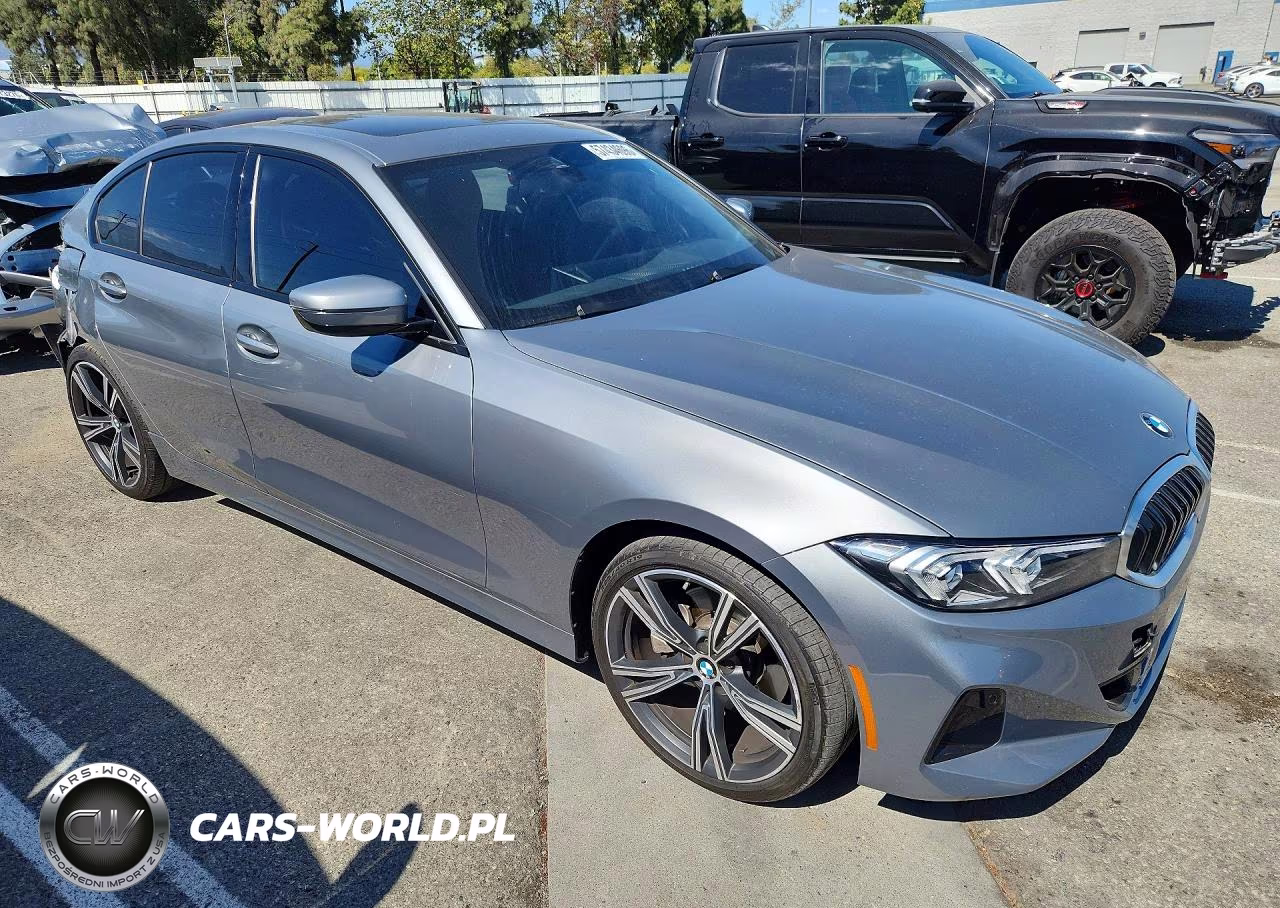2023 BMW 330I VIN:3MW69FF01P8D41138 - 4