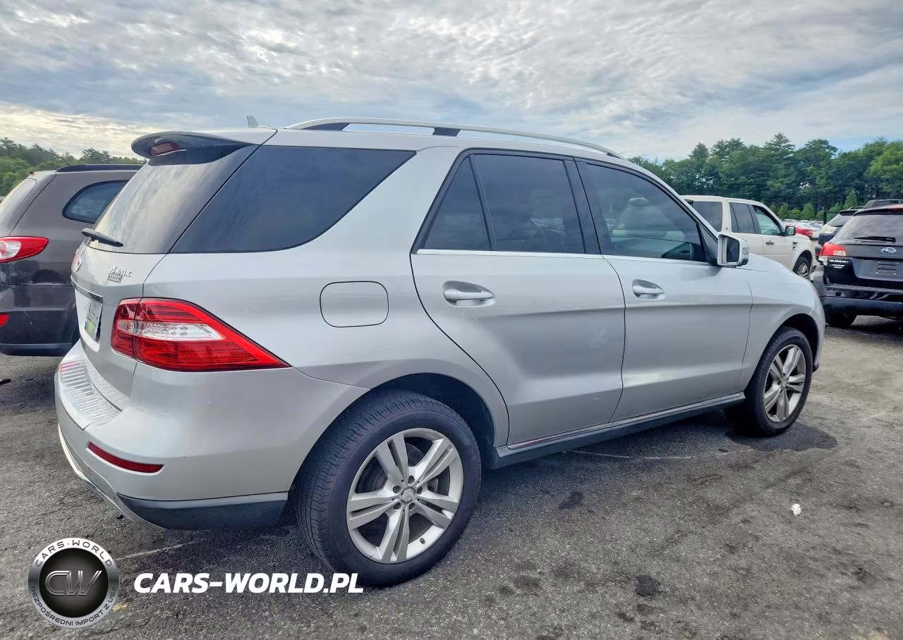 2015 Mercedes-Benz Ml 350 4Matic VIN:4JGDA5HB6FA512524 - 3