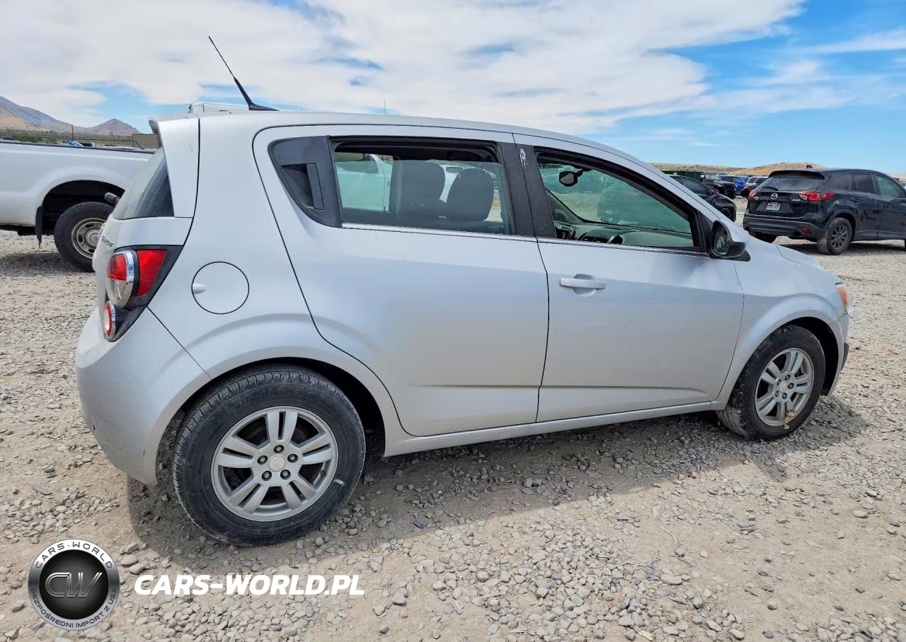 2014 Chevrolet Sonic Lt VIN:1G1JC6SG2E4221472 - 3