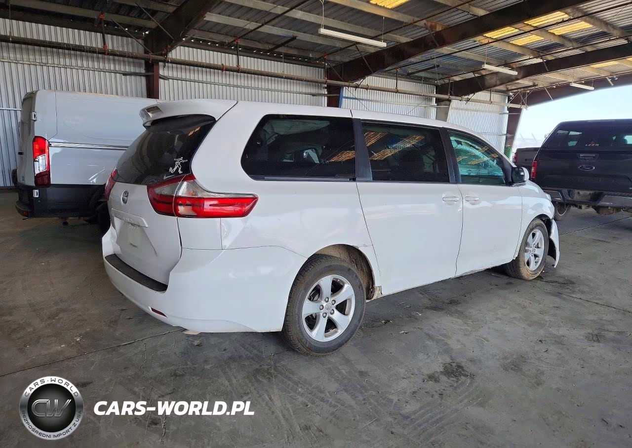 2015 Toyota Sienna L 7-Passenger VIN:5TDZK3DC5FS600753 - 3