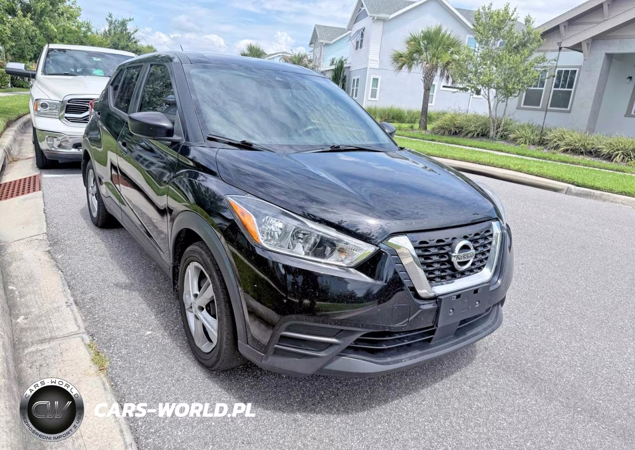 NISSAN KICKS S