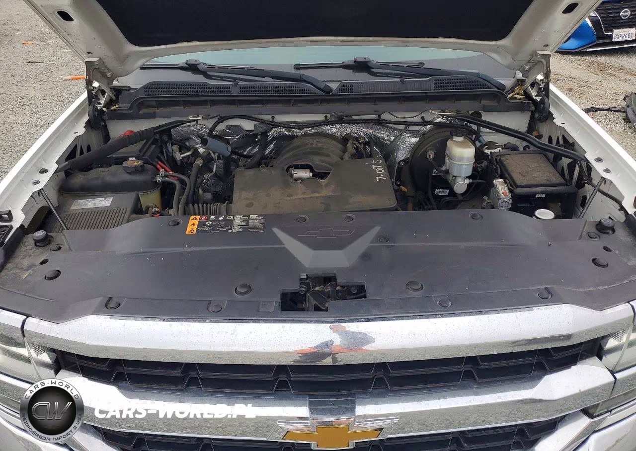 2018 Chevrolet Silverado C1500 Lt VIN:3GCPCREH1JG178795 - 11