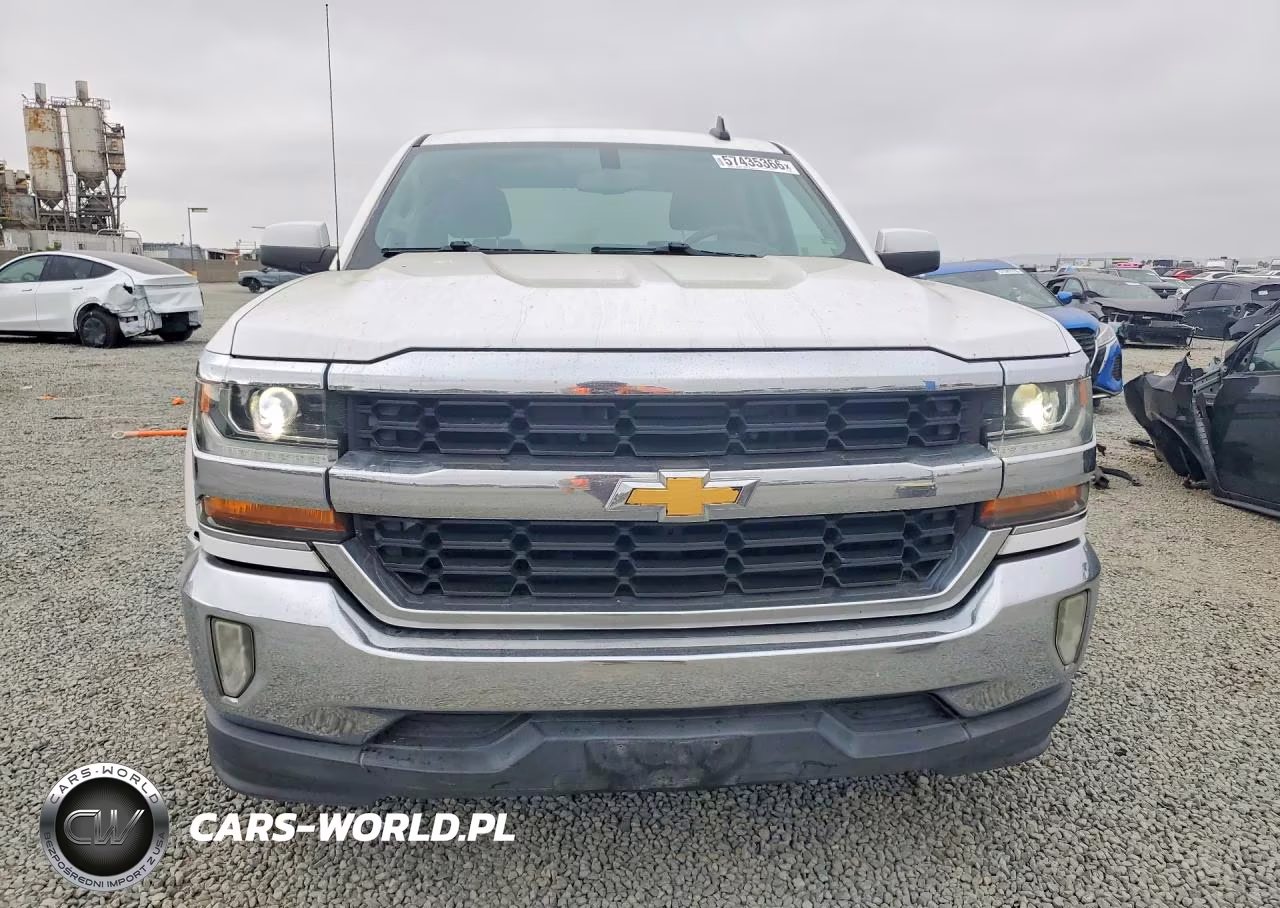 2018 Chevrolet Silverado C1500 Lt VIN:3GCPCREH1JG178795 - 5
