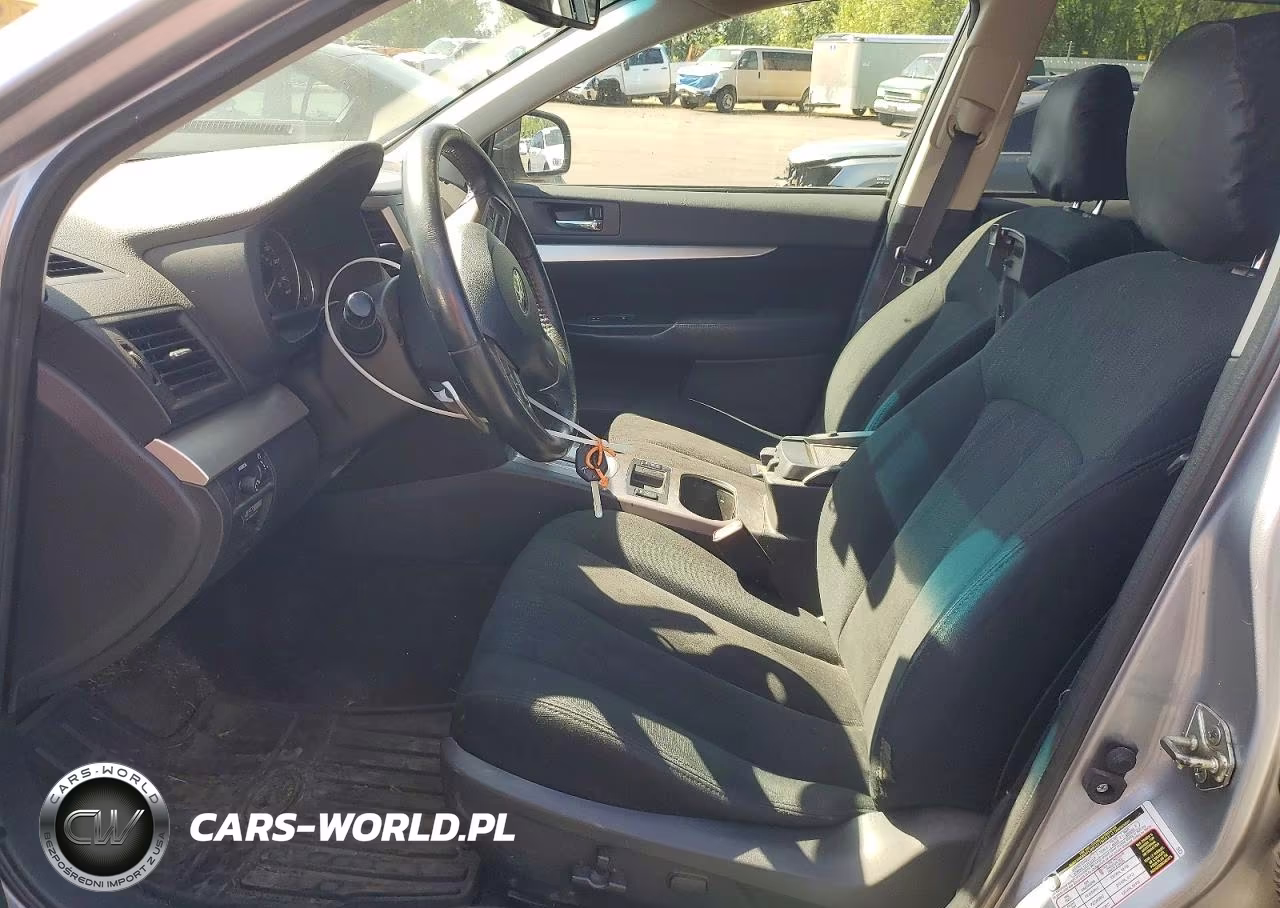 2013 Subaru Outback 2.5I Premium VIN:4S4BRBCC9D3262907 - 7