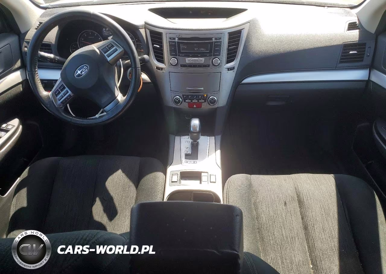 2013 Subaru Outback 2.5I Premium VIN:4S4BRBCC9D3262907 - 8