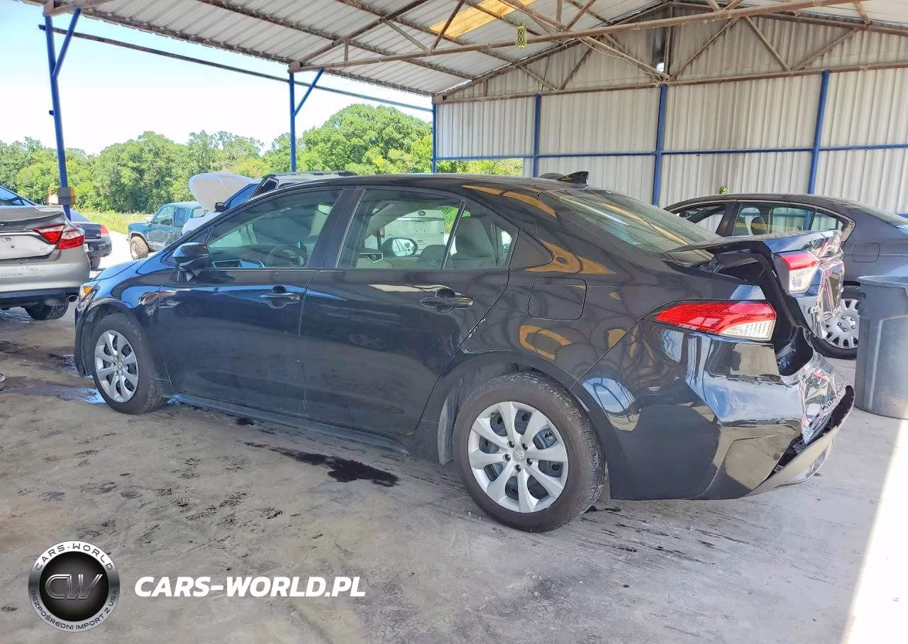 2021 Toyota Corolla Le VIN:5YFEPMAE8MP266090 - 2