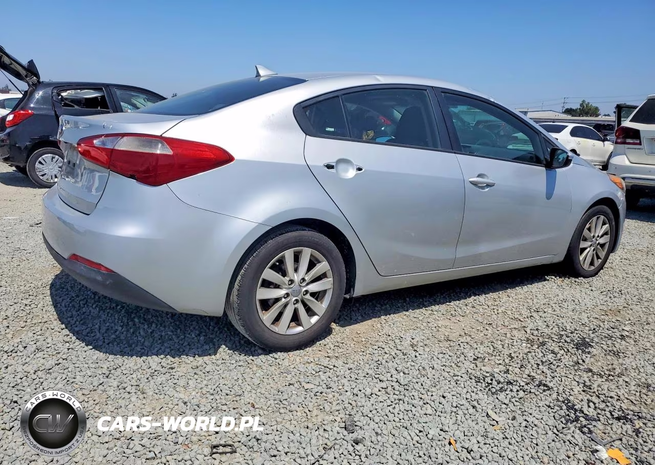 2016 Kia Forte Lx VIN:KNAFX4A6XG5506266 - 3