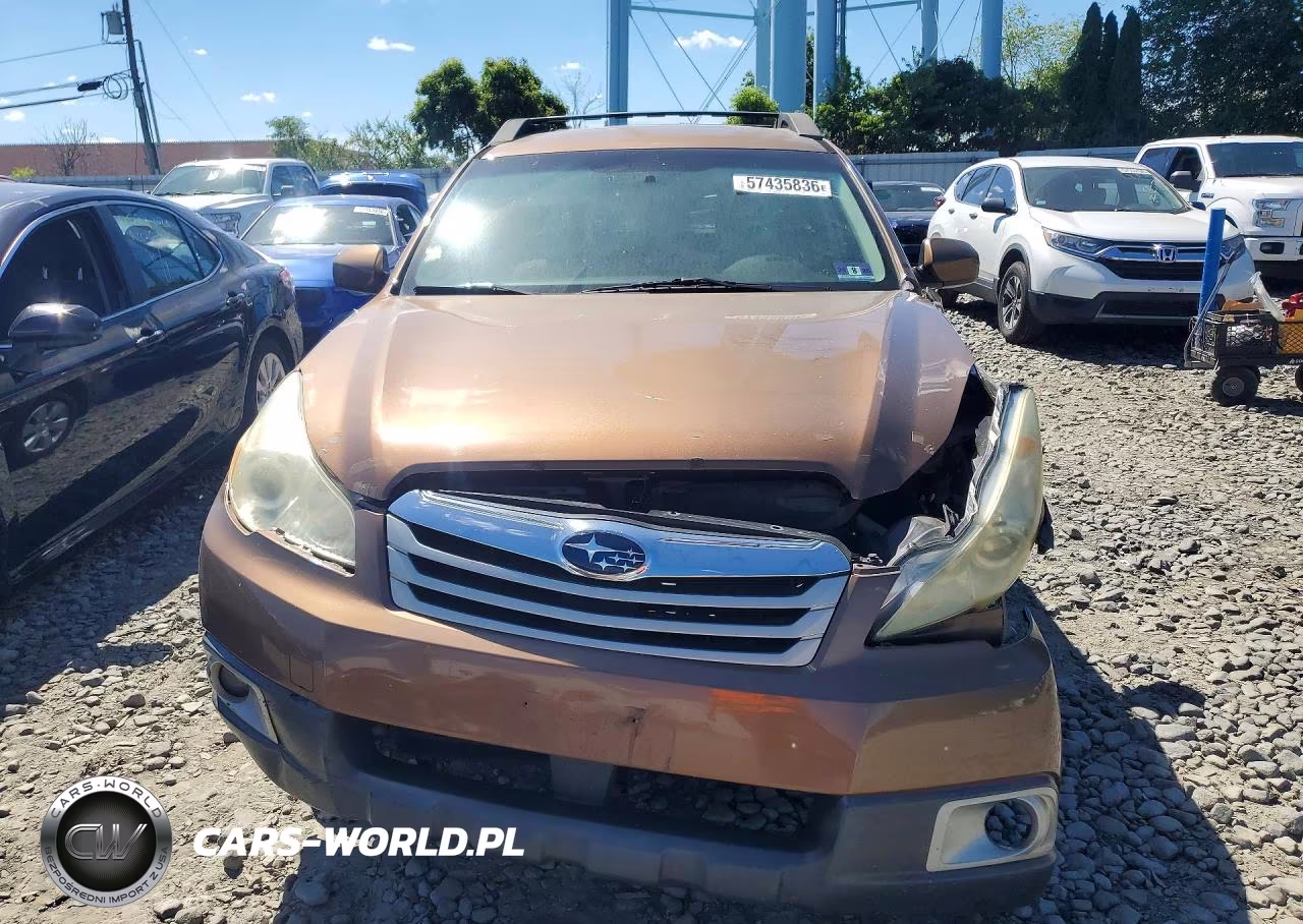 2011 Subaru Outback 2.5I Premium VIN:4S4BRBCC3B3433857 - 5