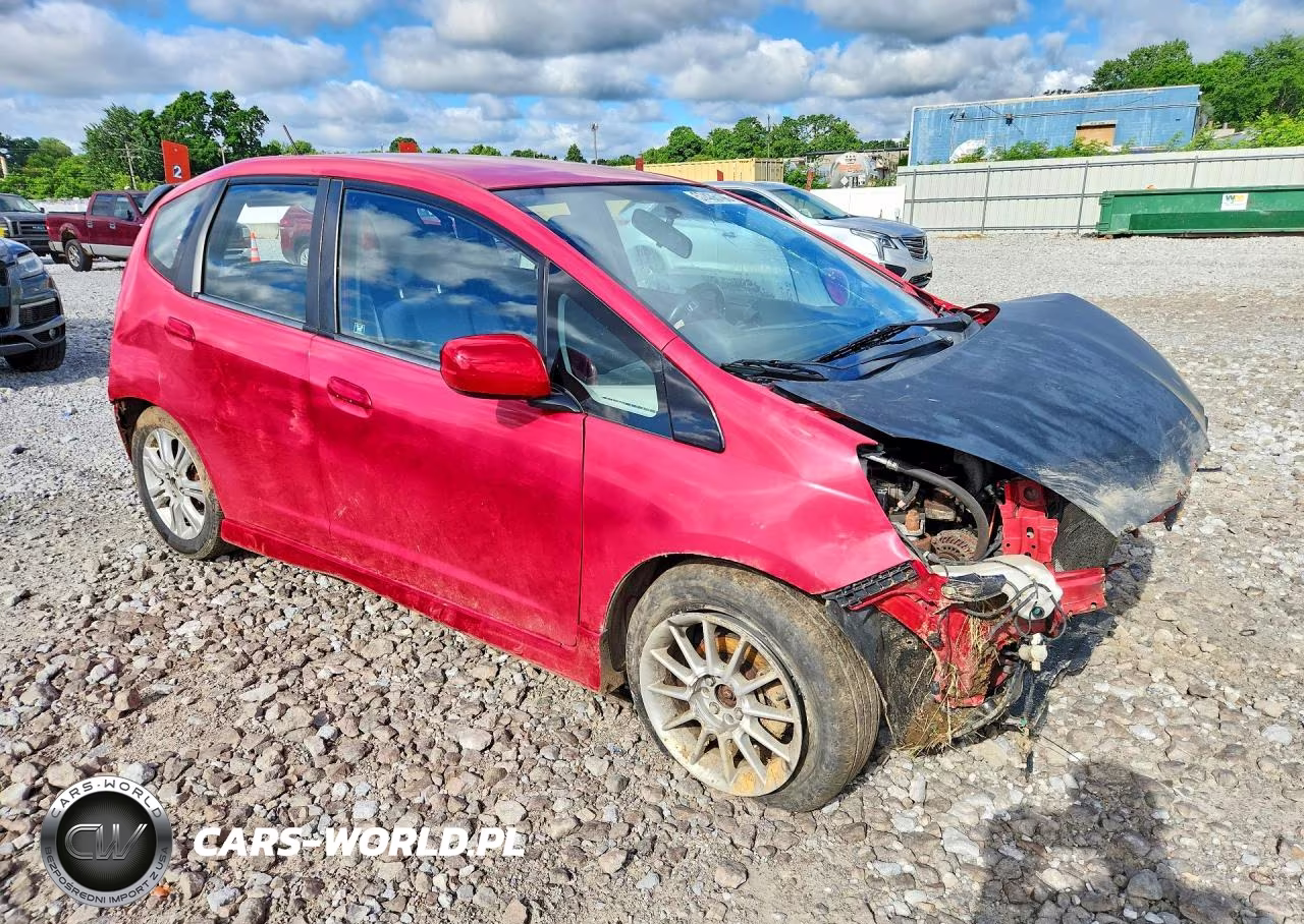 2010 Honda Fit Sport VIN:JHMGE8H43AS002240 - 4