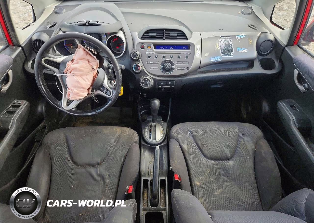 2010 Honda Fit Sport VIN:JHMGE8H43AS002240 - 8
